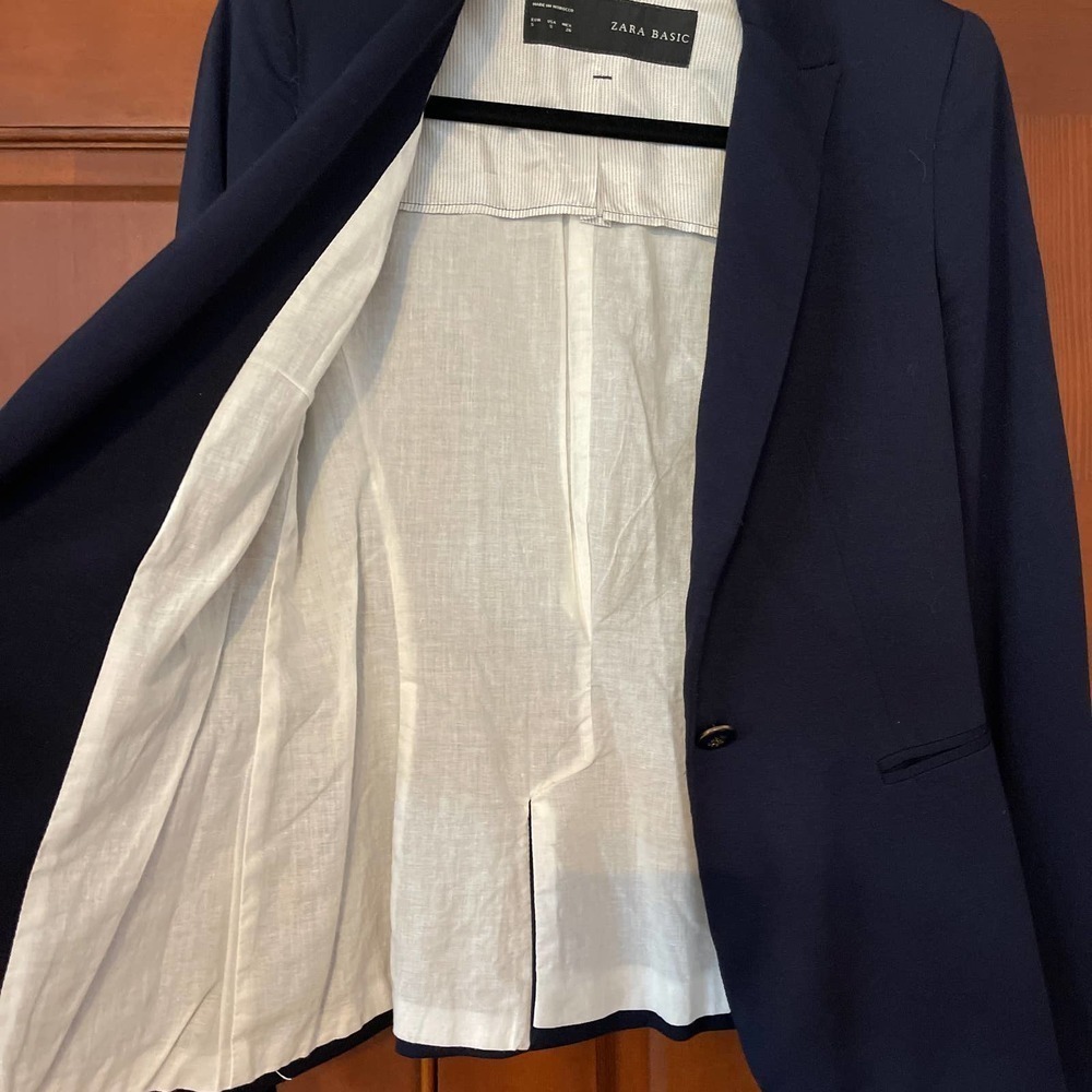 Zara basic navy blazer - Picture 3 of 5